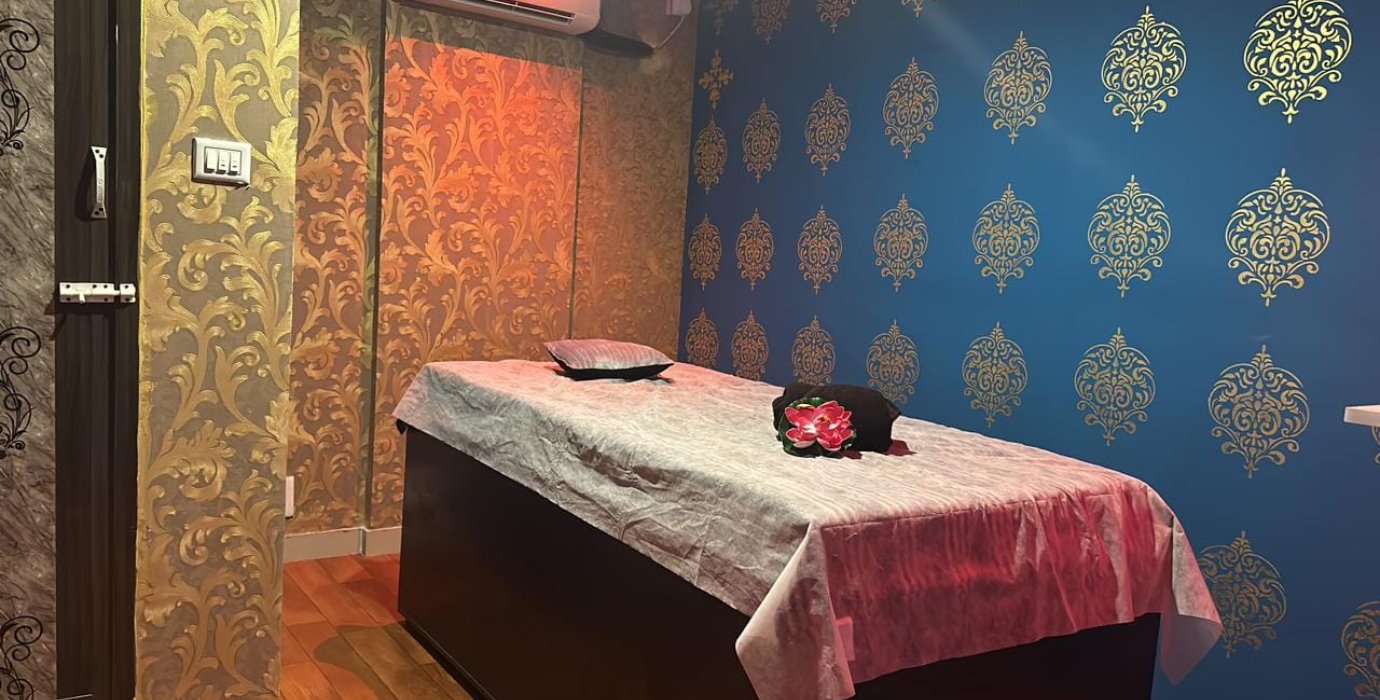 Multi Hand Massage
